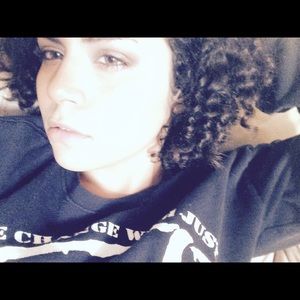 Meet your Posher, Brittney